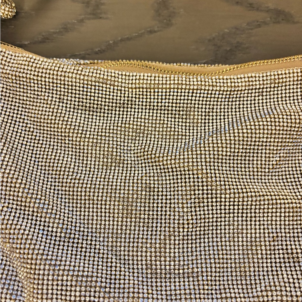 Express Metallic gold knot slouchy Shoulder Bag - Picture 6 of 9